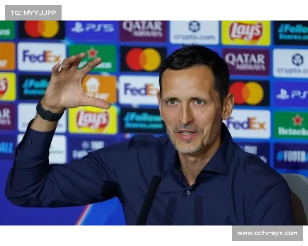 法兰克福主帅强调提升防守 强调对圣保利展现主场顽强气势